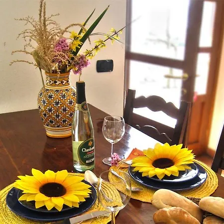 Rustico Vini - Naturstein-ferienhaus Mit Terrasse *