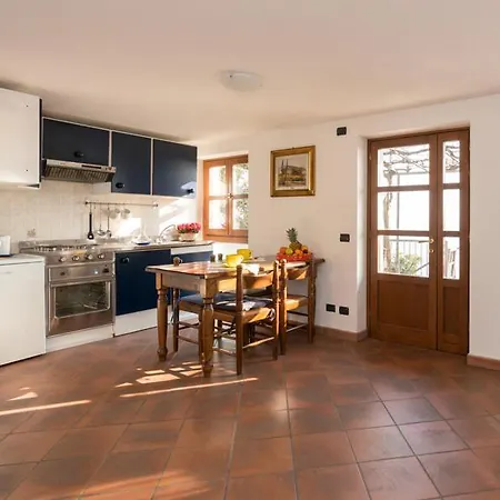 Casa vacanze Rustico Vini - Naturstein-ferienhaus Mit Terrasse *