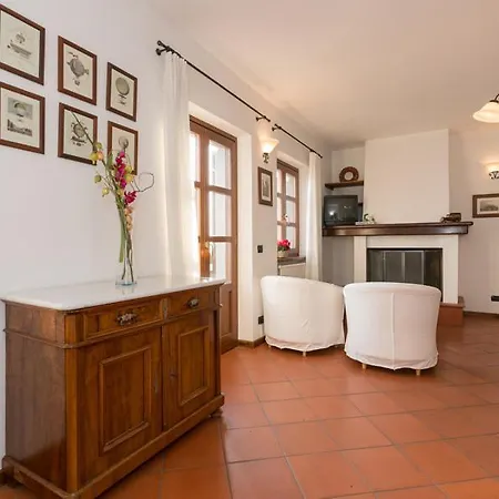 Rustico Vini - Naturstein-ferienhaus Mit Terrasse